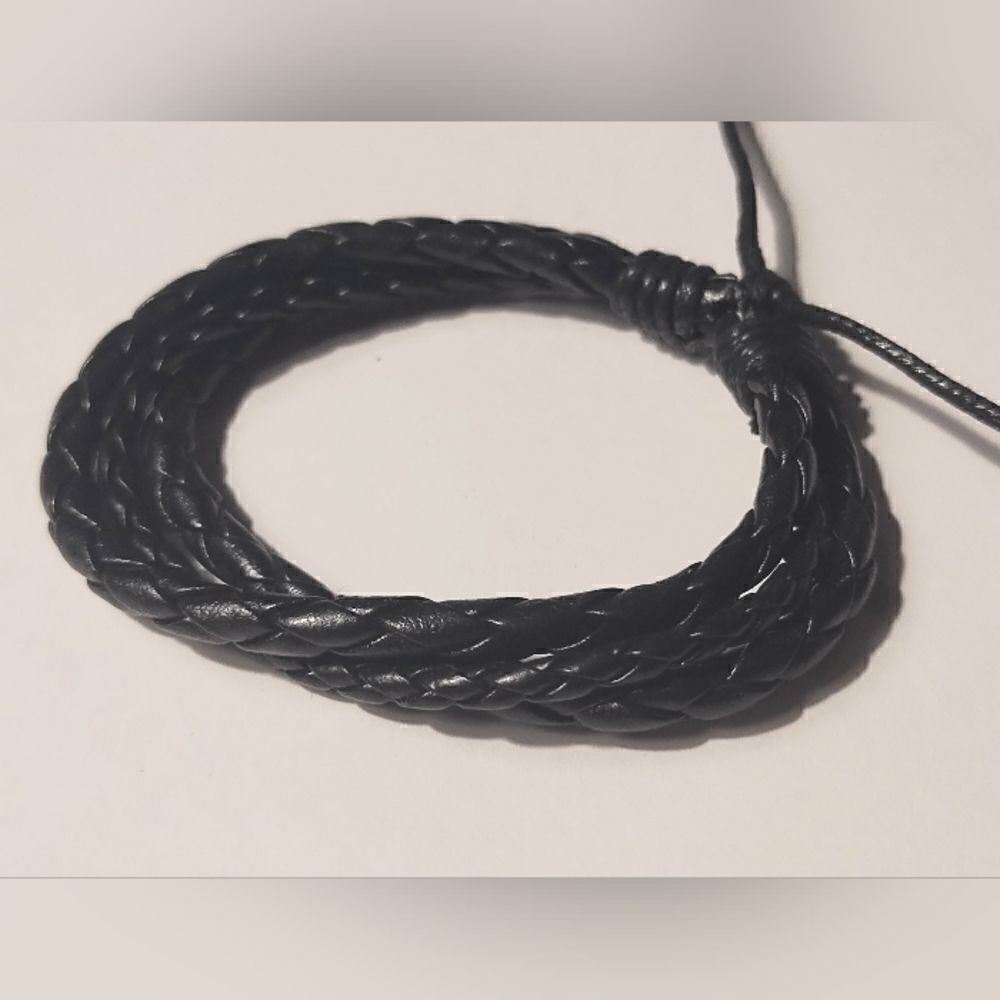 Men's bracelet leather braided layered black new d84‎